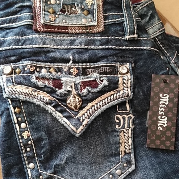 Bling,! Bling! Miss Me Jeans - Picture 2 of 6